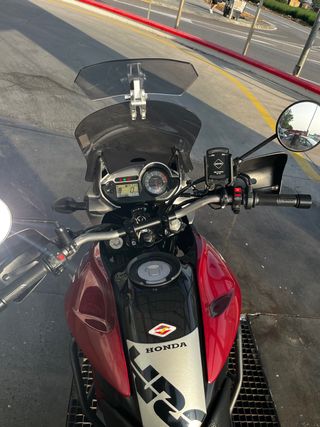 Honda Transalp XL 700V modelo con ABS