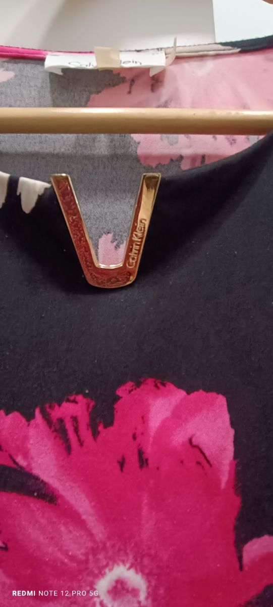 Blusa Calvin Klein floral