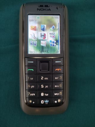 Nokia 6151.