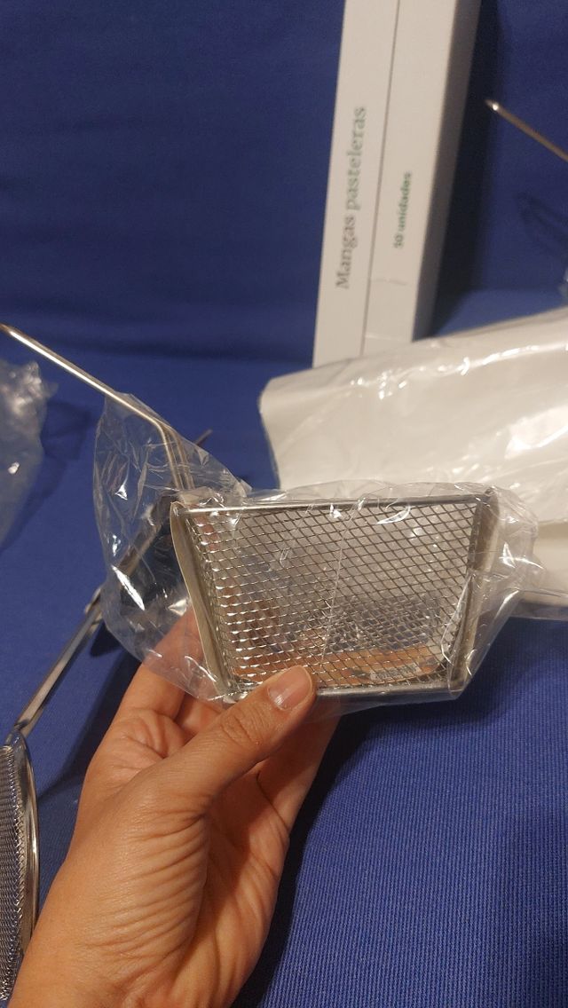 Kit croquetas: 50 mangas+escurridor+ cestas y pape