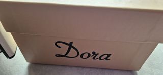 Stivaletti donna marca Dora.