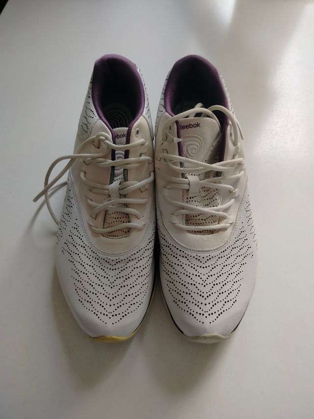 Zapatillas Reebok blancas y moradas - 39