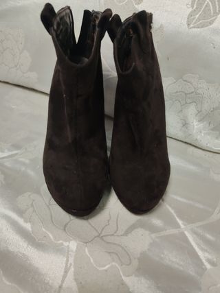 Botines Xti marrones, talla 37