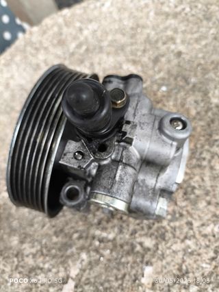 Bomba dirección asistida Honda Accord