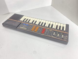 teclado electronico casio pt-82