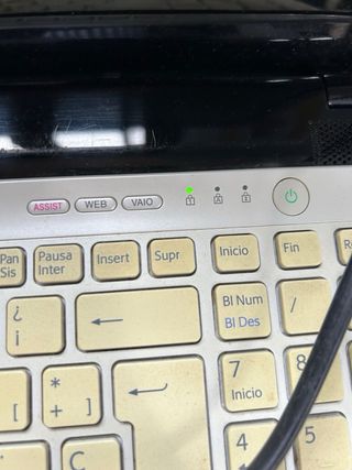 Portátil Sony Vaio - Beige/Plata