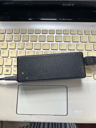 Portátil Sony Vaio - Beige/Plata