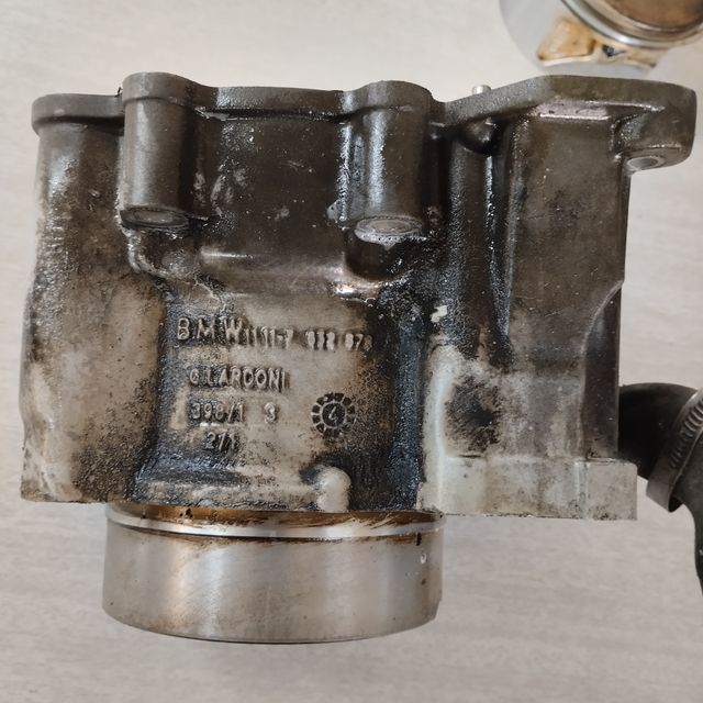 Bloque motor y pistón usados BMW f 650 gs