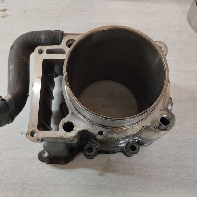 Bloque motor y pistón usados BMW f 650 gs