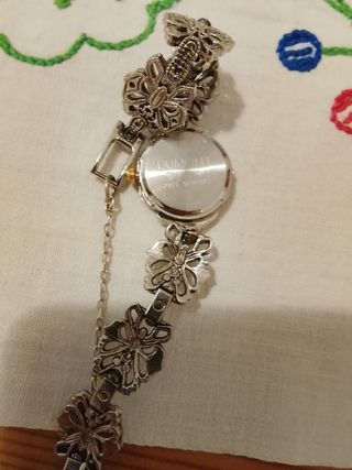 Reloj mujer 19cm.