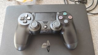 Ps4 Pro (PlayStation 4 pro) 1Tb con mandos