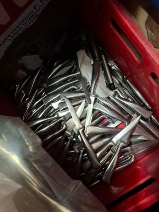 Cubiertos: tenedores, cuchillos y cuchara