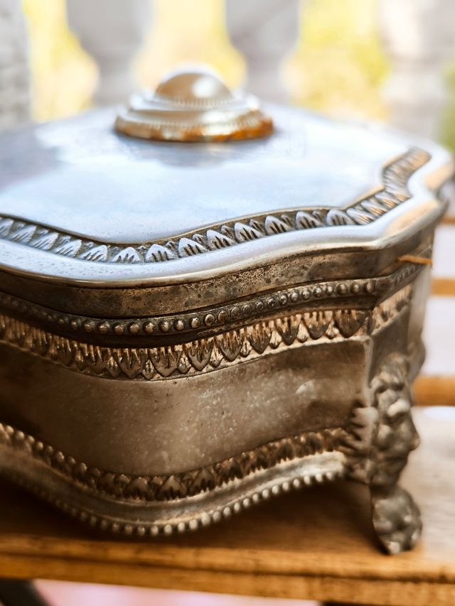 Joyero plata antiguo