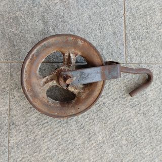 Polea y Ganchos Hierro Forjado