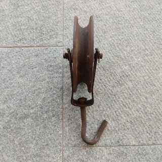 Polea y Ganchos Hierro Forjado