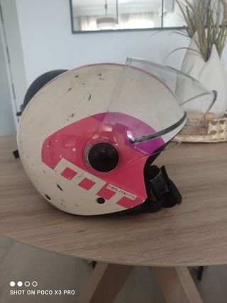 Casco moto MT Helmets mujer