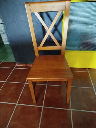 6 sillas cocina madera en color miel.