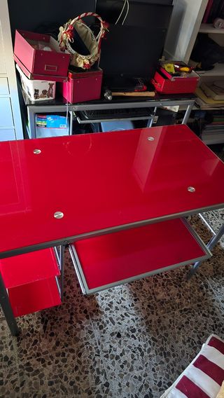 Mesa escritorio cristal rojo