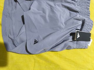 Shorts Adidas Gris Mujer