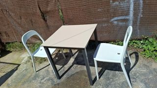 Mesa de interior y exterior