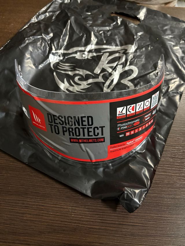 Pantalla fotocromática MT Helmets