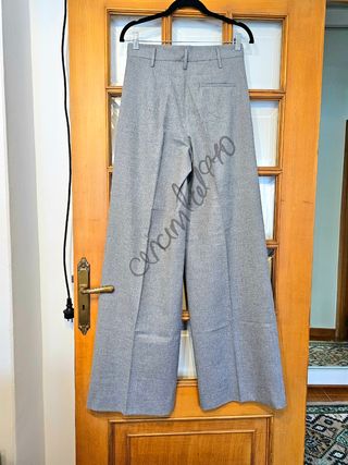 Pantalón pinzas tiro alto gris zara
