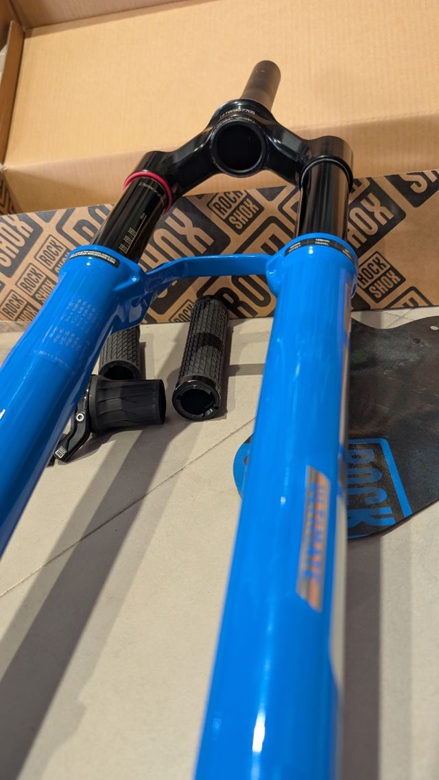 Horquilla RockShox Sid Ultimate azul