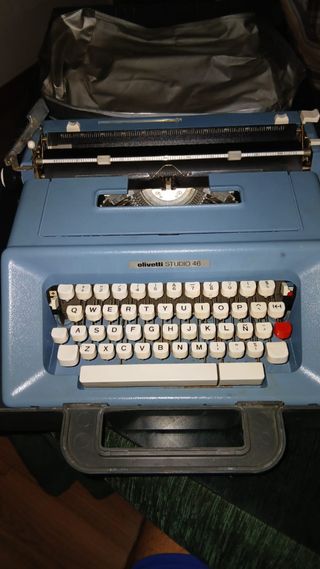 Olivetti Studio 46 - Máquina de escribir