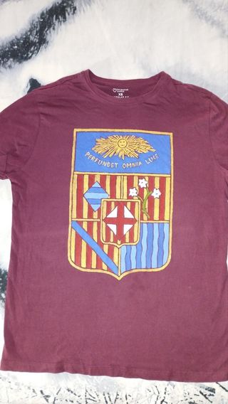 Camiseta Universidad de Barcelona pintada a mano