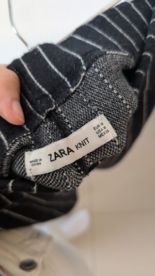 Falda Zara - Mini negra rayas blancas