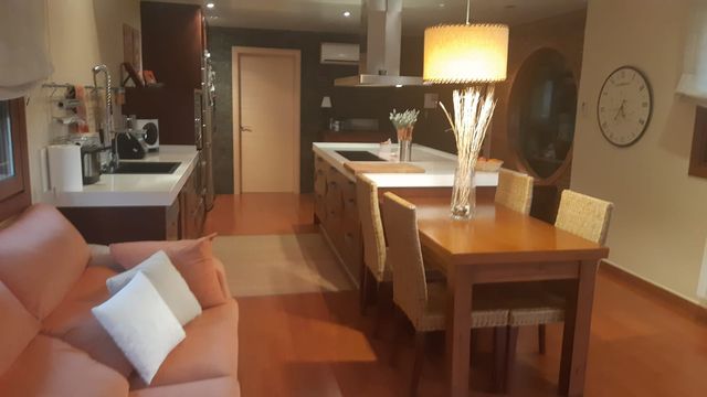 Casa Viladecavalls - Particular