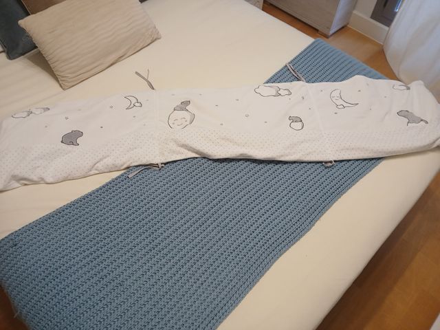 Chichonera bebé - Nubes, lunas y estrellas