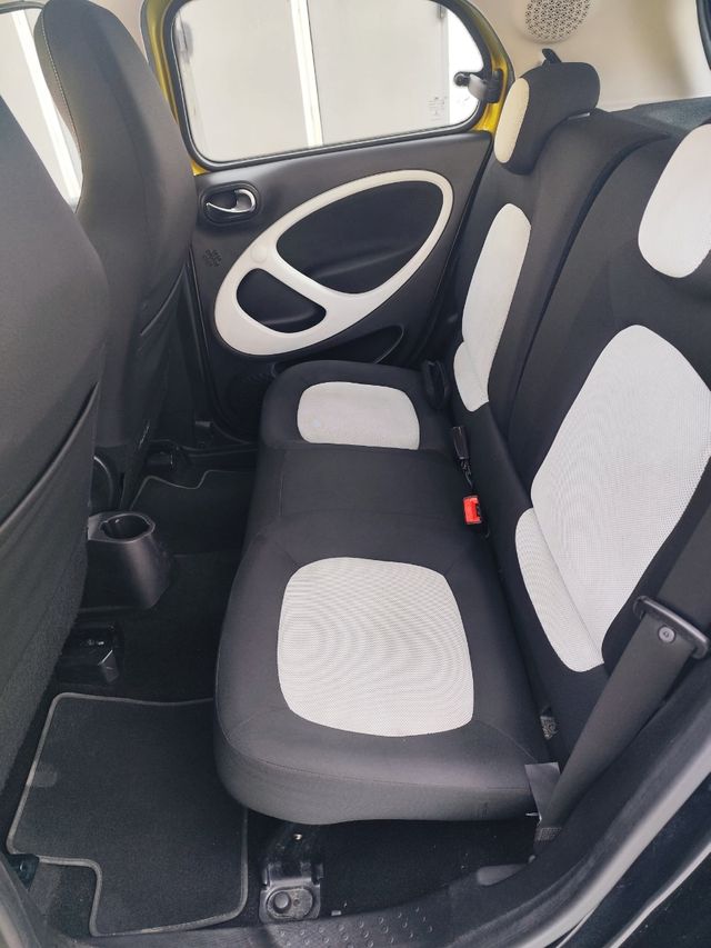 Smart forfour 1.0i 5p Historial Completo Mercedes
