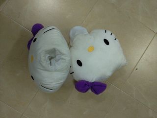 2 Cabezas de maniquí Hello Kitty
