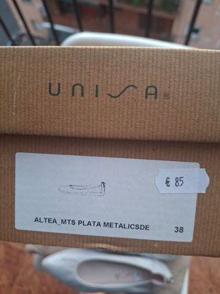 Zapatillas planas Unisa plata