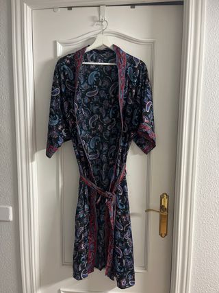 Kimono estampado paisley