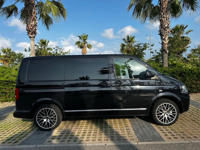 VOLKWAGEN MULTIVAN HIGHLINE 