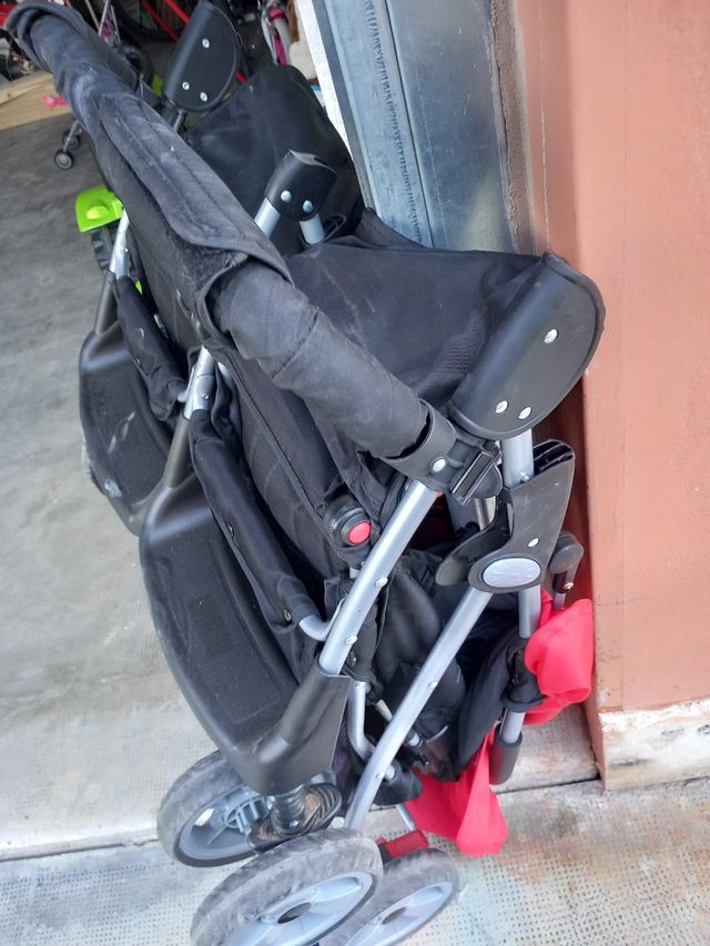 Passeggino gemellare