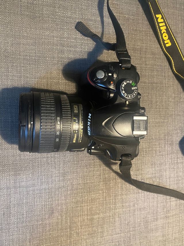 Nikon D3200 + Accesorios