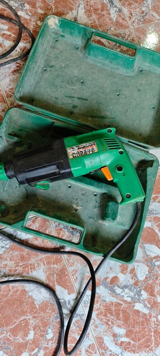 Taladro percutor Hitachi DH22VB