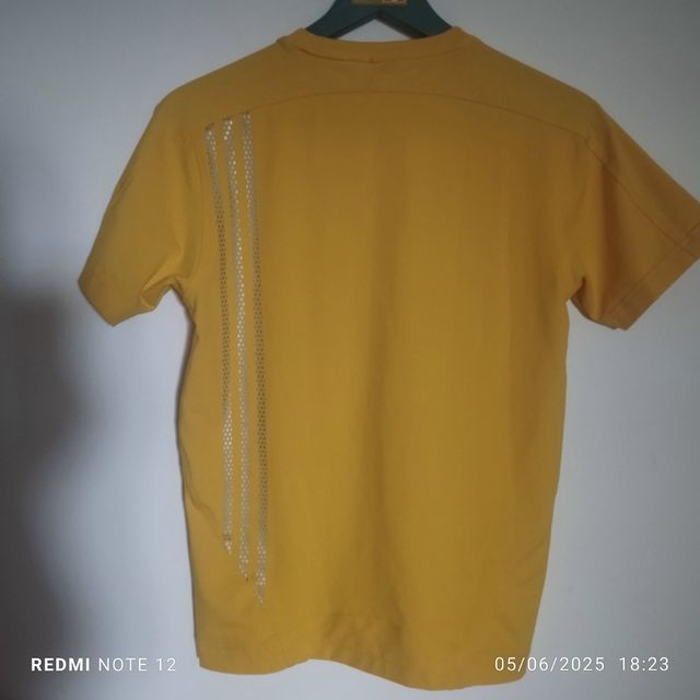 Camiseta Adidas amarilla - Talla S