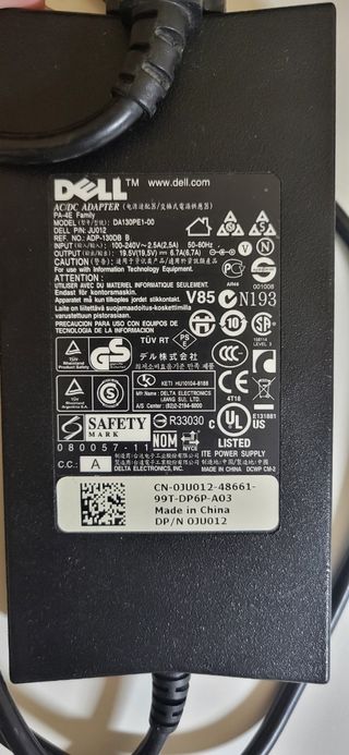 Dell Inspiron 1564 + Cargador