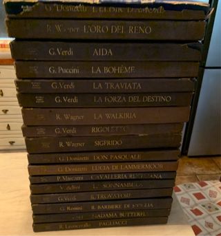 Collezione Operistiche - 17 cofanetti