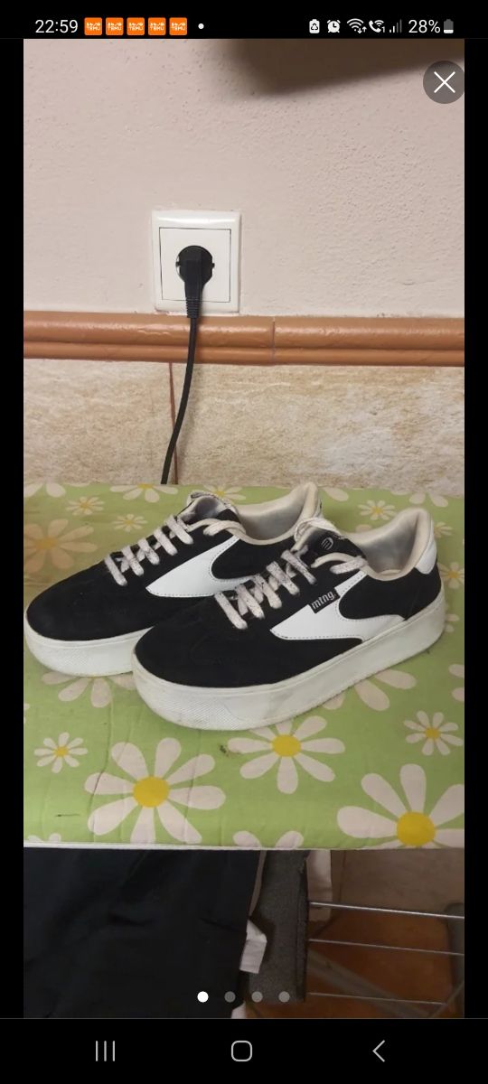 Zapatillas Mustang negras