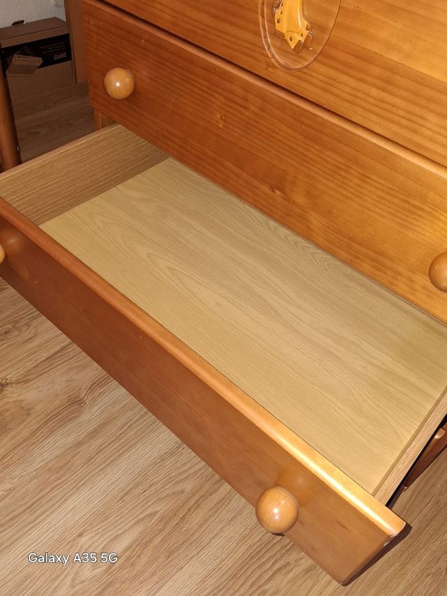 Cuna + cambiador MICUNA bebé + REGALO