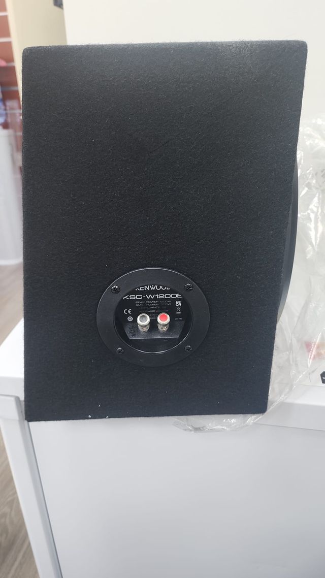 KENWOOD KSC-W1200B Caja de Subwoofer de 300 mm