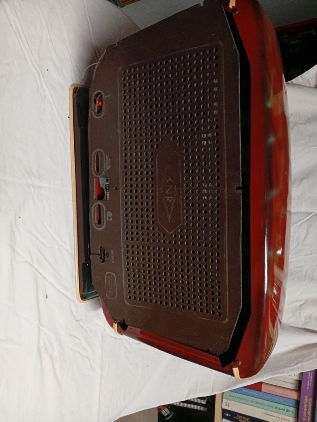 Radio antigua Excelsior 52