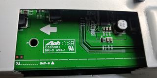 Monitor LG 27UD69 Electrónica Completa