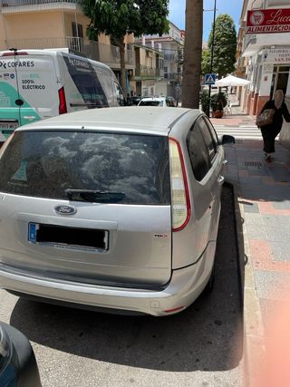 Ford Focus sw : Recambios