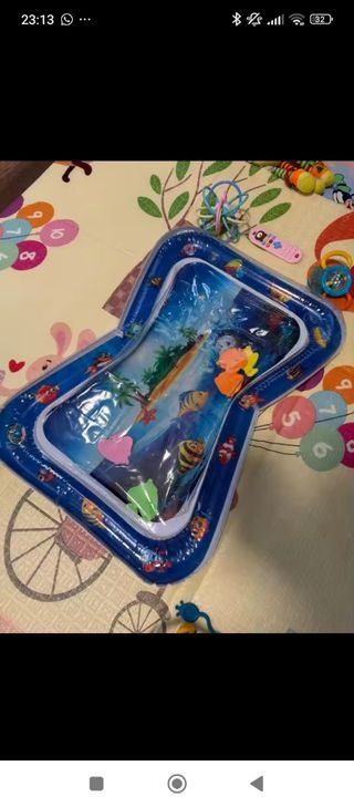 Alfombra inflable bebé
